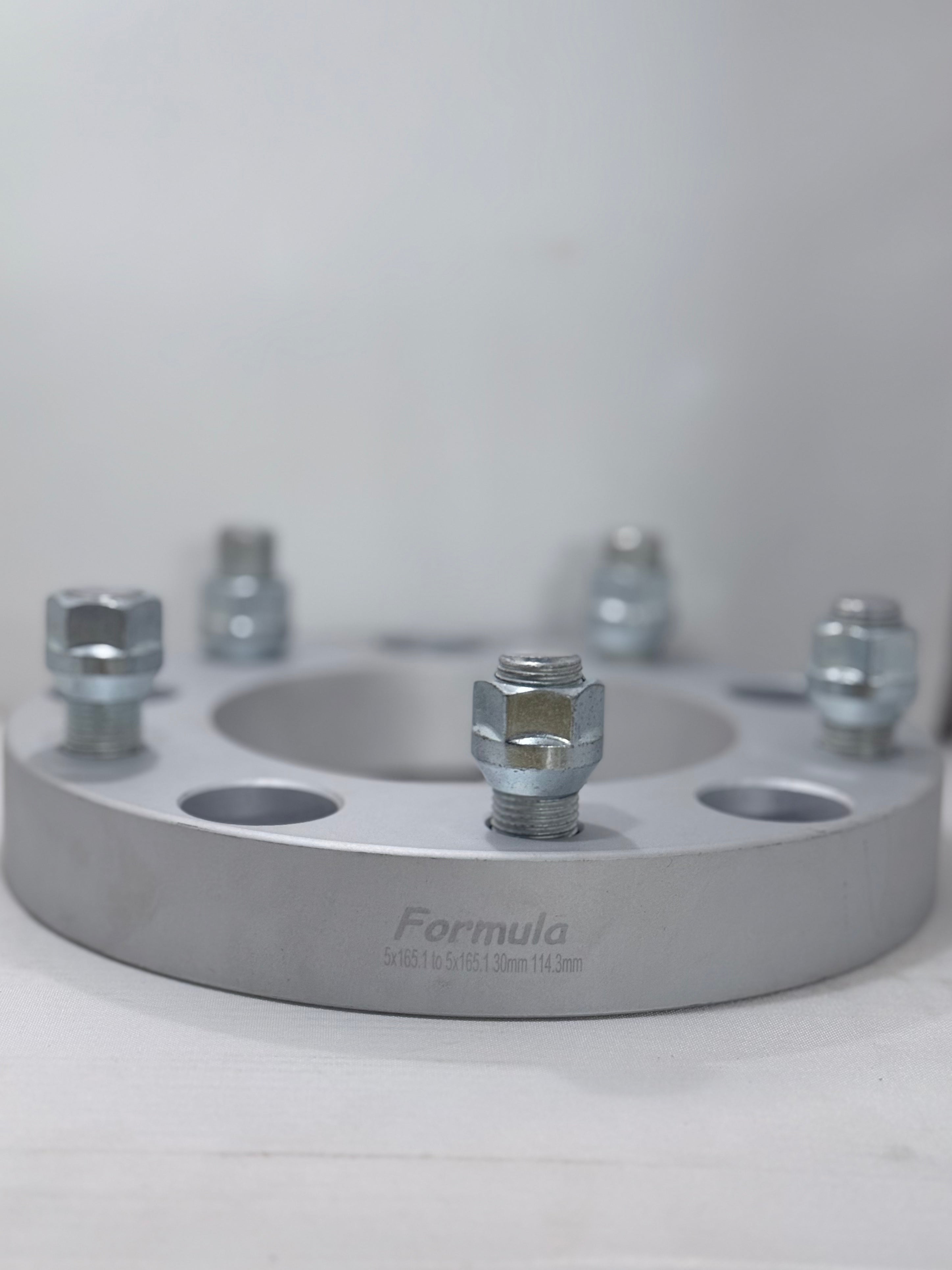 SPACERS 5X165.1 TO 5X165.1 30MM 114.3MM 16X1.5 GREY